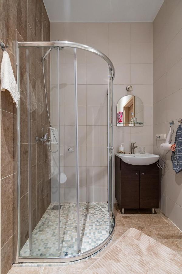 Freedom Avenue Apartment By Polo Apartments Kaunas Luaran gambar